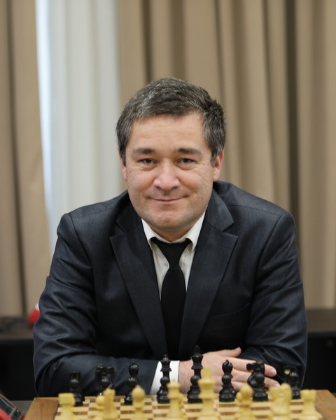 Холмирзаев Баходир