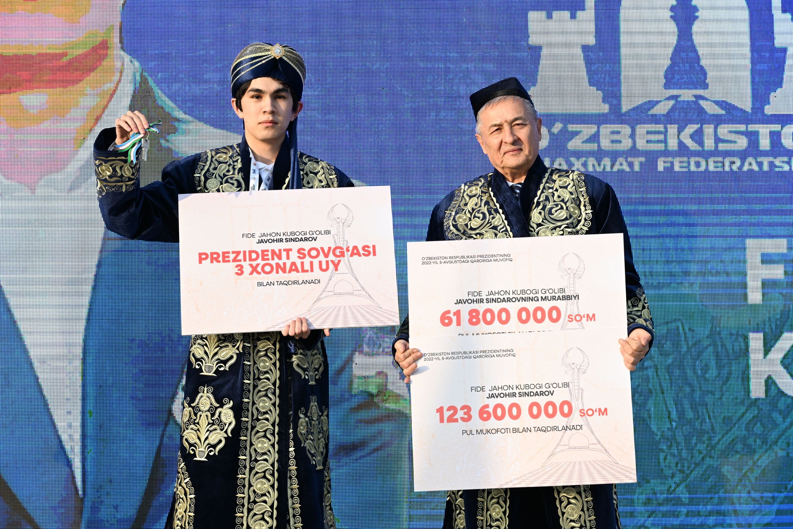 Самый молодой чемпион мира ФИДЕ Жавохир Синдаров был торжественно встречен